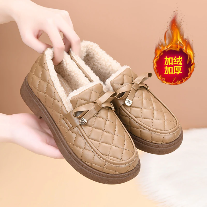加绒软底妈妈运动鞋踩屎感棉鞋女款2025冬季防滑一脚蹬懒人豆豆鞋