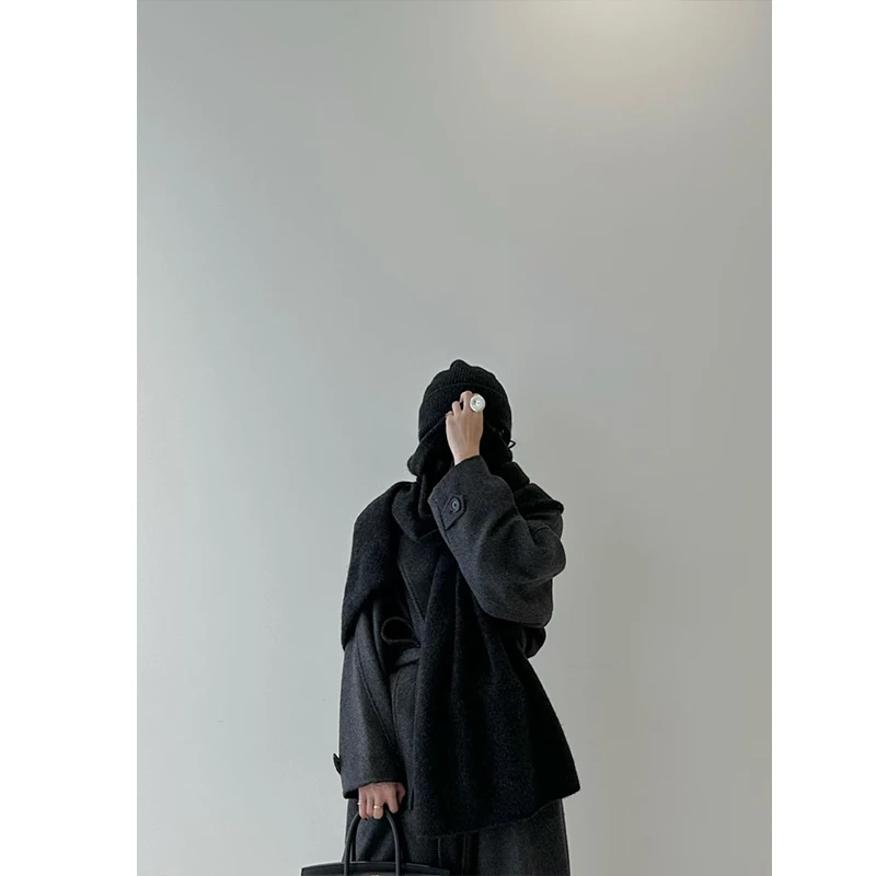 深灰慵懒针织围巾