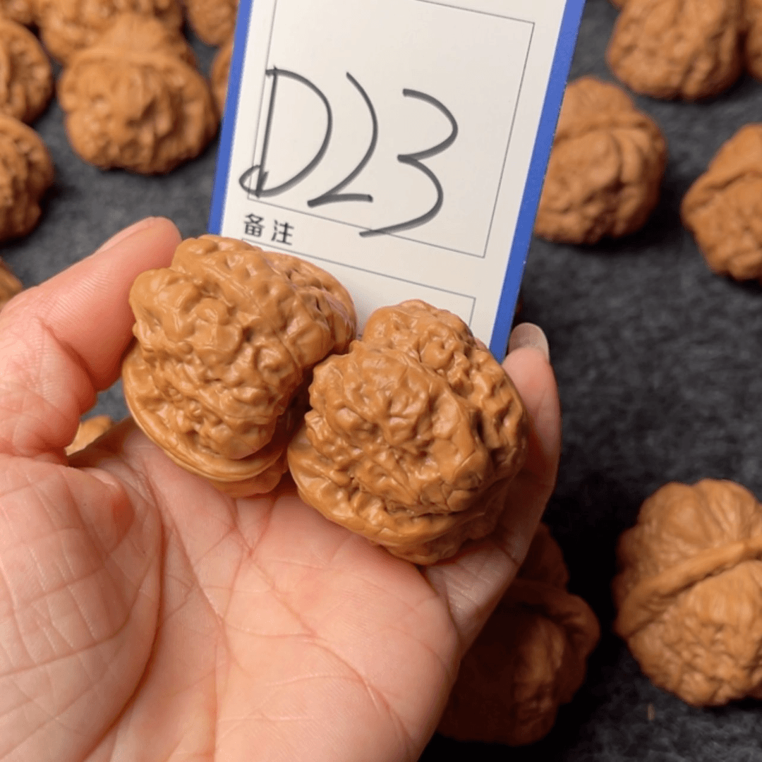 【闪购商品】桃核吊坠糊*万