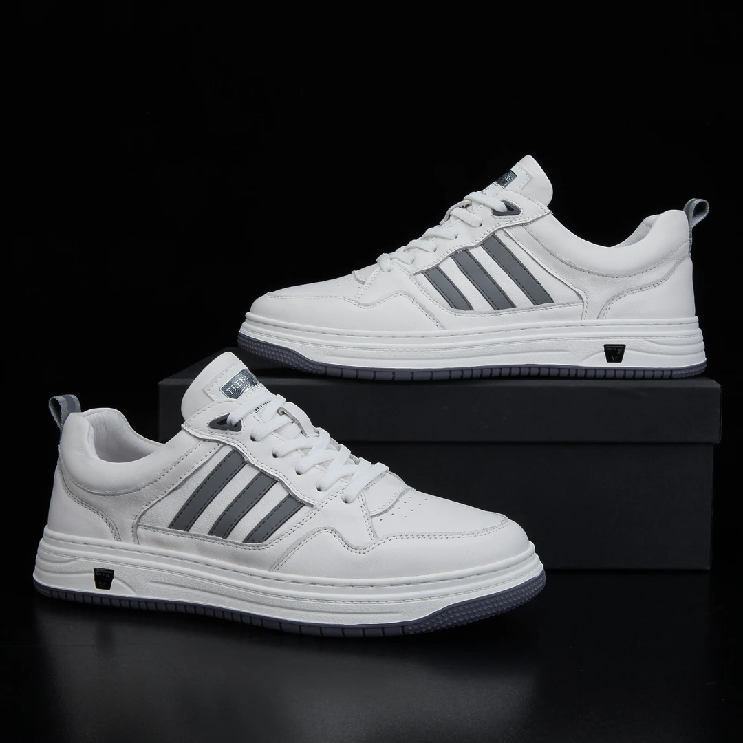 2024新款春季男士板鞋真皮全牛皮鞋子白色小白鞋爆款运动休闲男鞋