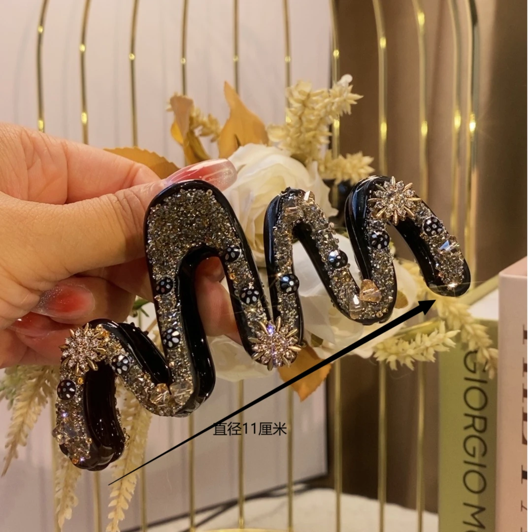 高级感水钻波浪抓夹女后脑勺盘发抓鲨鱼夹头饰