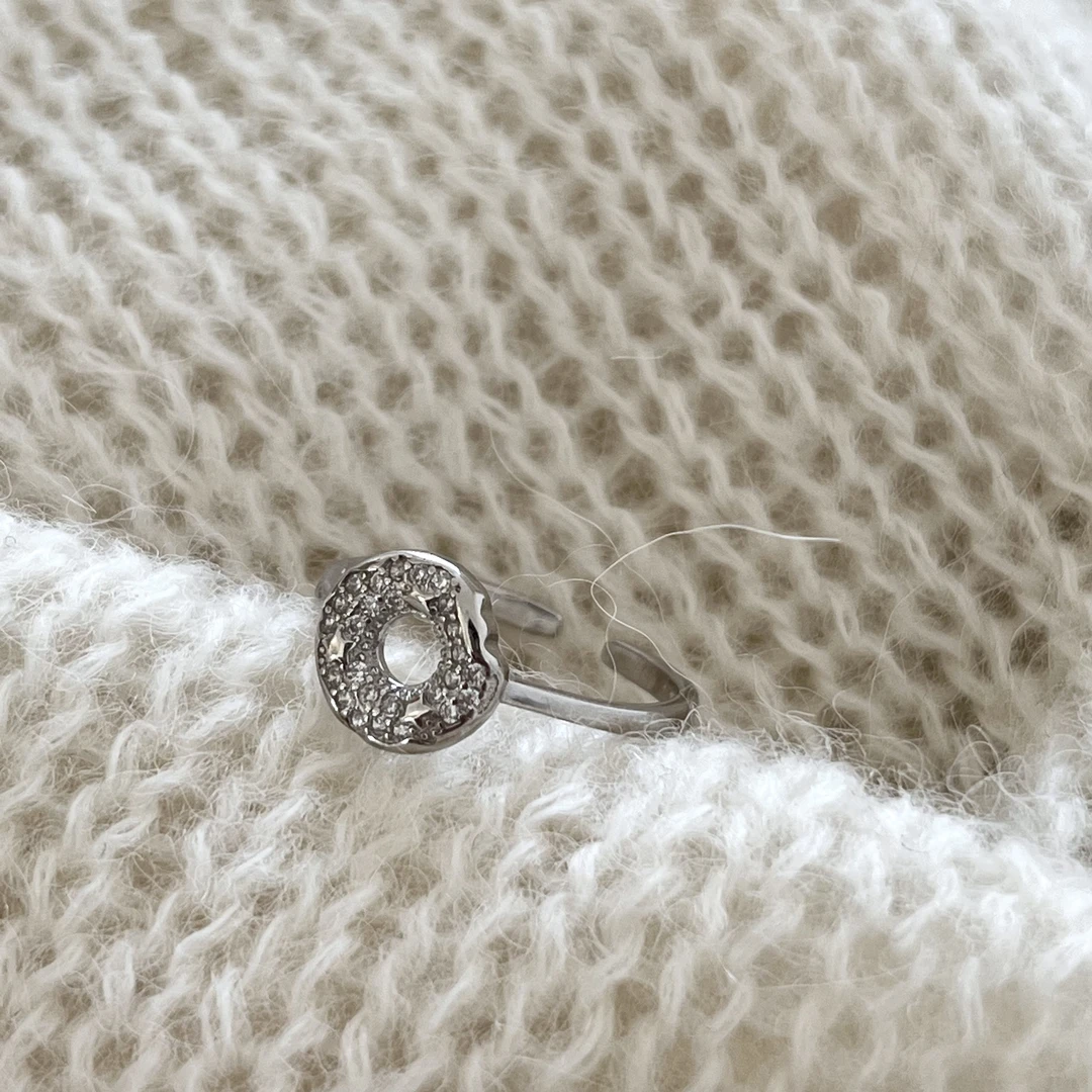 925银合成锆石戒指 韩ins风时尚百搭气质简约雅丹 甜甜圈戒指