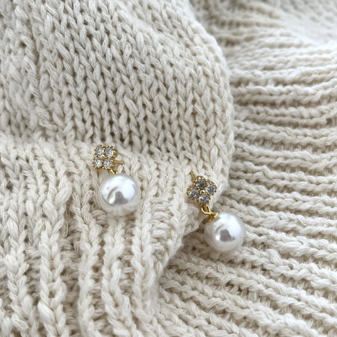 925银合成锆石耳饰 韩ins时尚百搭气质简约雅丹 锆石花朵珠珠耳钉