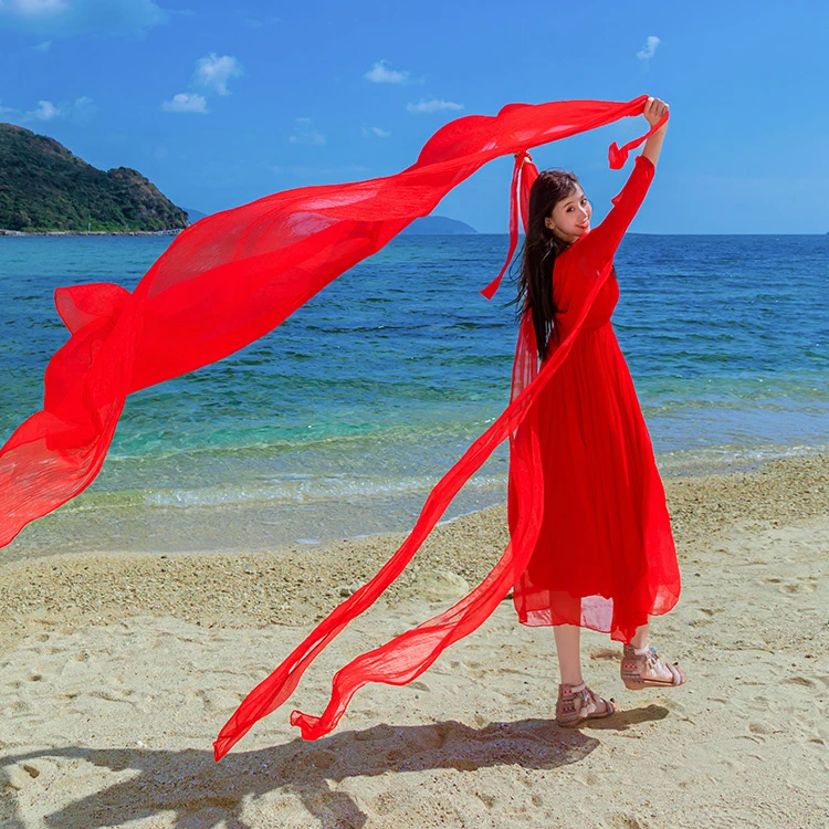 系带拖尾纱巾沙漠旅行拍照丝巾大红色长披肩海边围巾飘逸薄沙滩巾