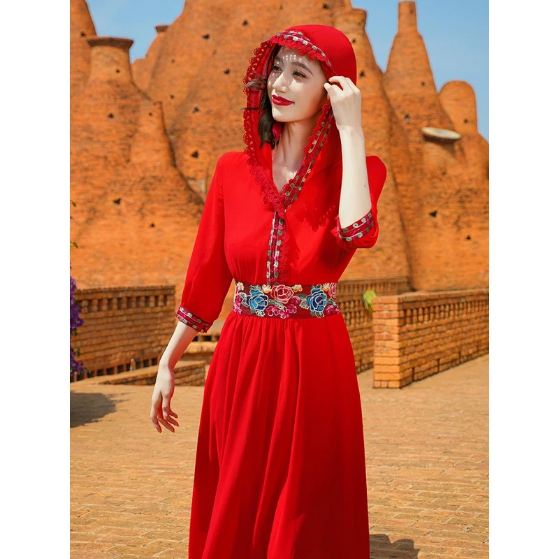 茶卡盐湖旅游连帽连衣裙大红色海边度假长裙沙漠红裙胡杨林沙滩裙