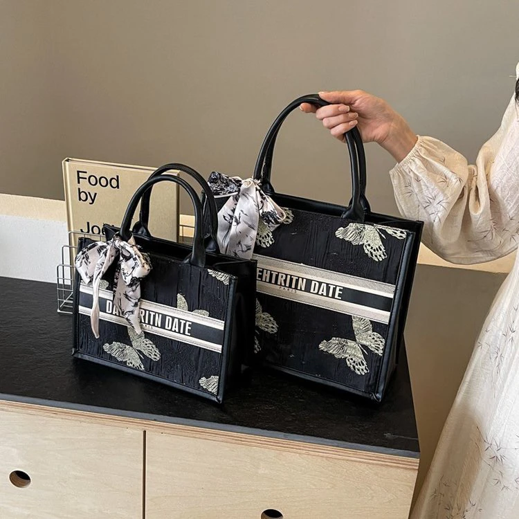 大容量上班通勤包包女士2024新款高级感单肩包夏季帆布手提托特包