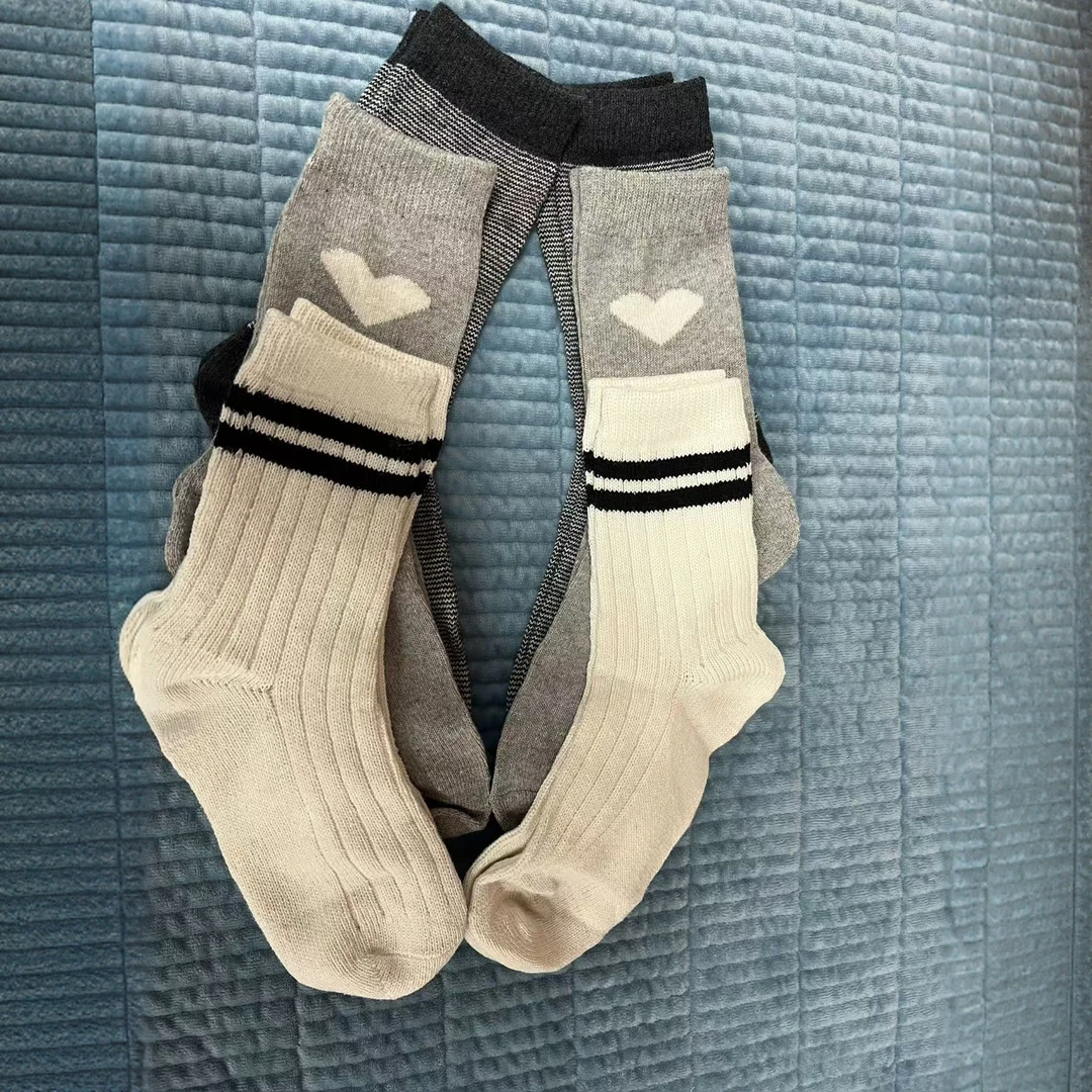 精纺羊毛袜有弹性吸汗除臭颜色随机发（三双）