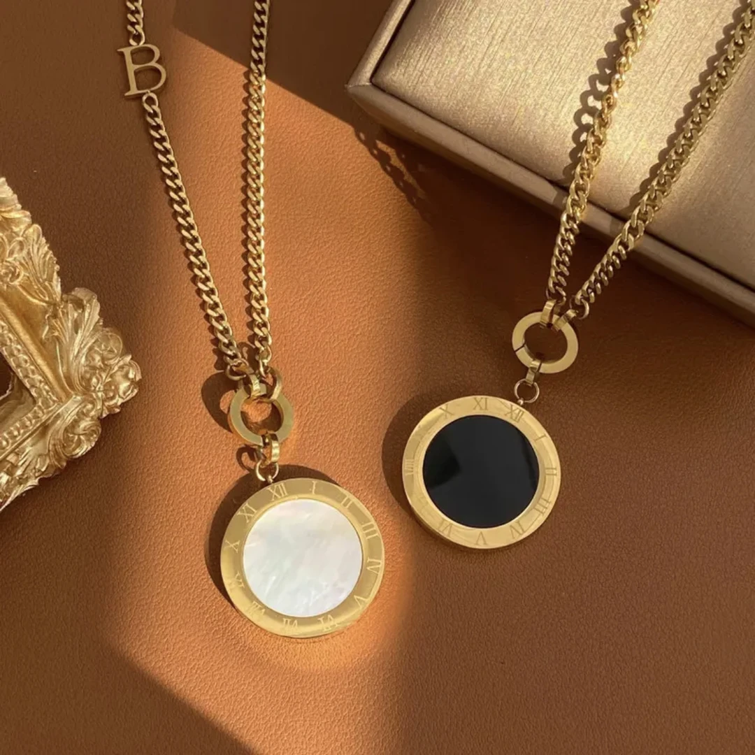 钛钢毛衣链长款个性女士秋冬新款网红爆款简约高档大气项链不褪色