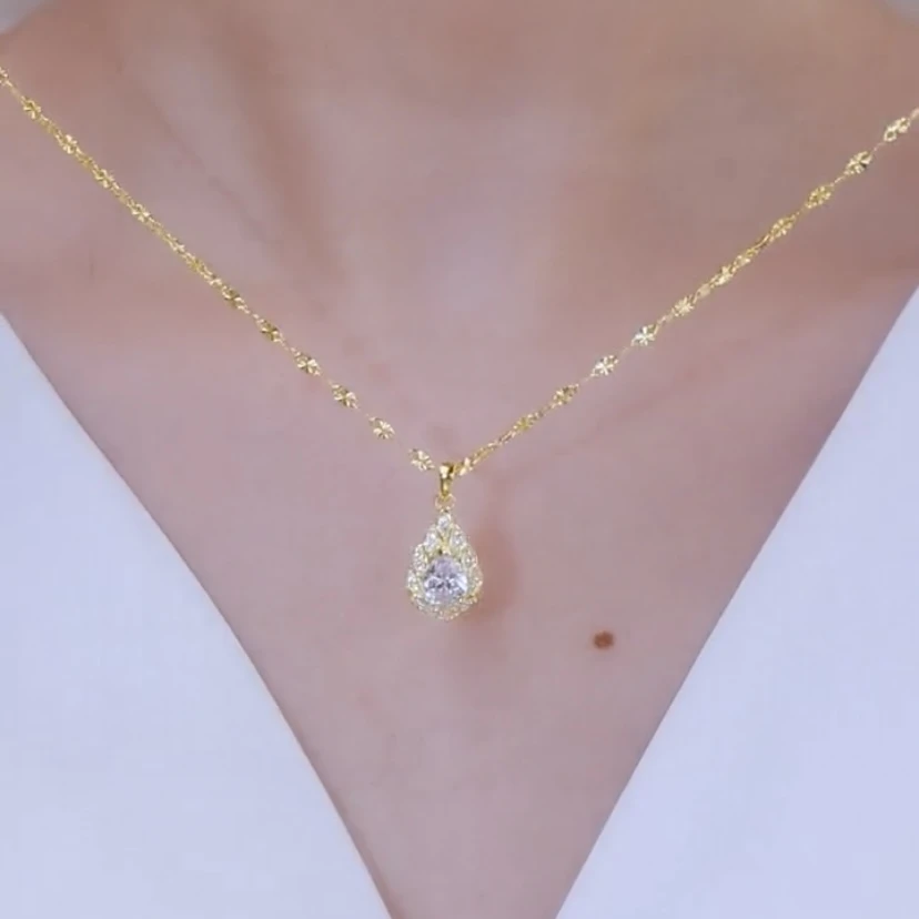 钛钢合成锆石吊坠 水滴吊坠项链2025新款时尚百搭小众设计锁骨链