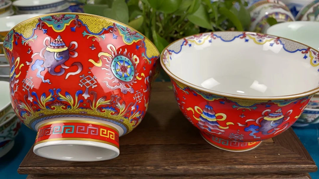 景德镇珐琅彩吉祥八宝.4.5寸藏茶碗，口径12公分，高7公分