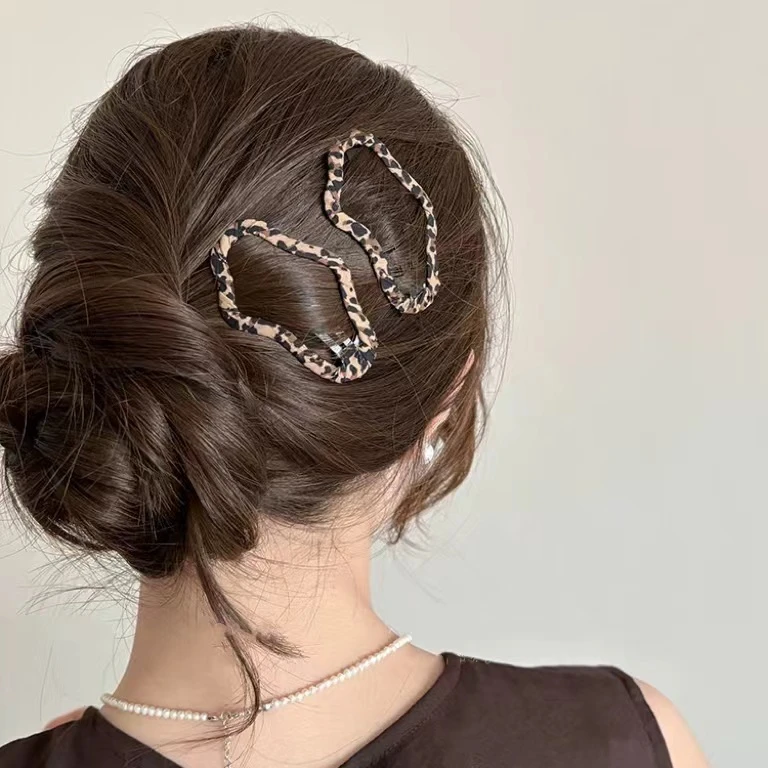 A-4480  mm 豹纹云朵流星儿童额前刘海碎发夹bb夹掰掰夹   发圈