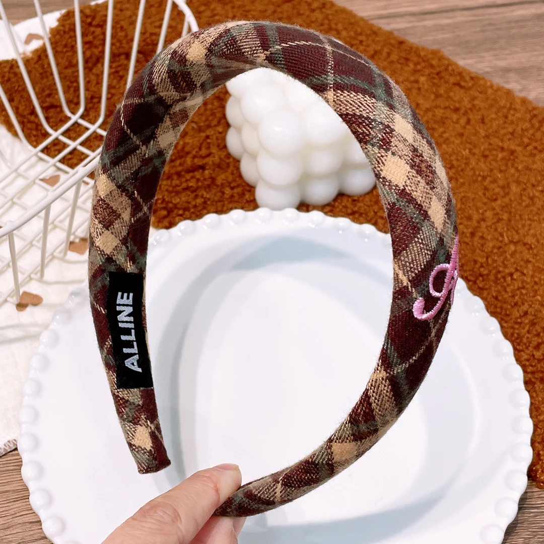 A-5897  ae 1个咖色小香风成人布艺高颅顶百搭发箍       发圈