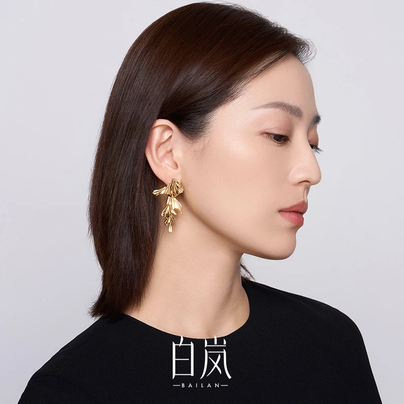 925银耳饰 白岚知鱼耳钉女2025新款设计感小众轻奢长款耳环ED4305
