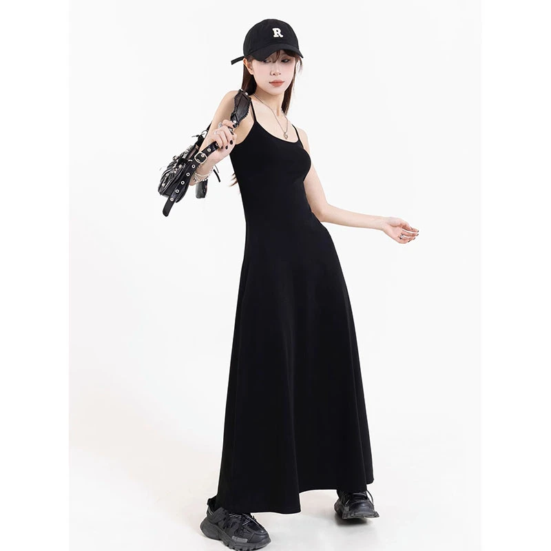 黑色吊带连衣裙女2025夏季修身小黑裙无袖打底裙法式长裙显瘦裙子