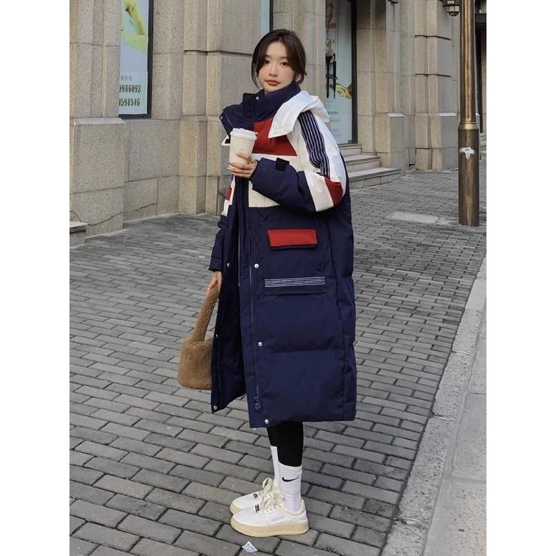 撞色拼接连帽羽绒服女2023新款过膝长款炸街明星同款白鸭绒外套潮