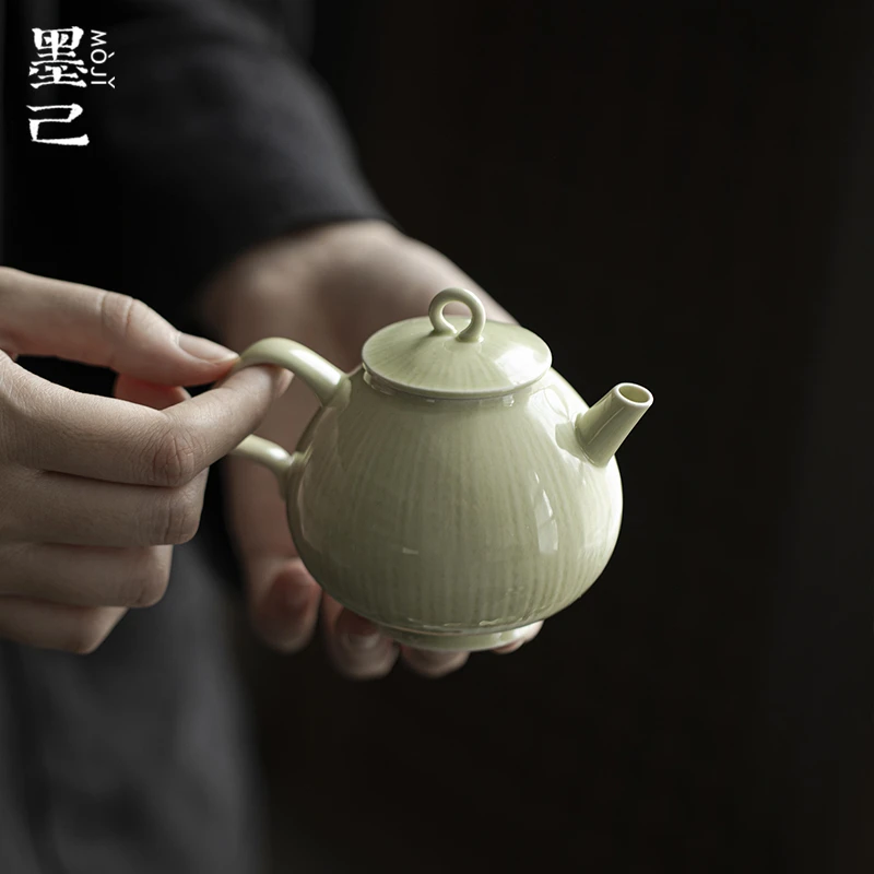 墨己芦苇青-竖纹-宫灯壶