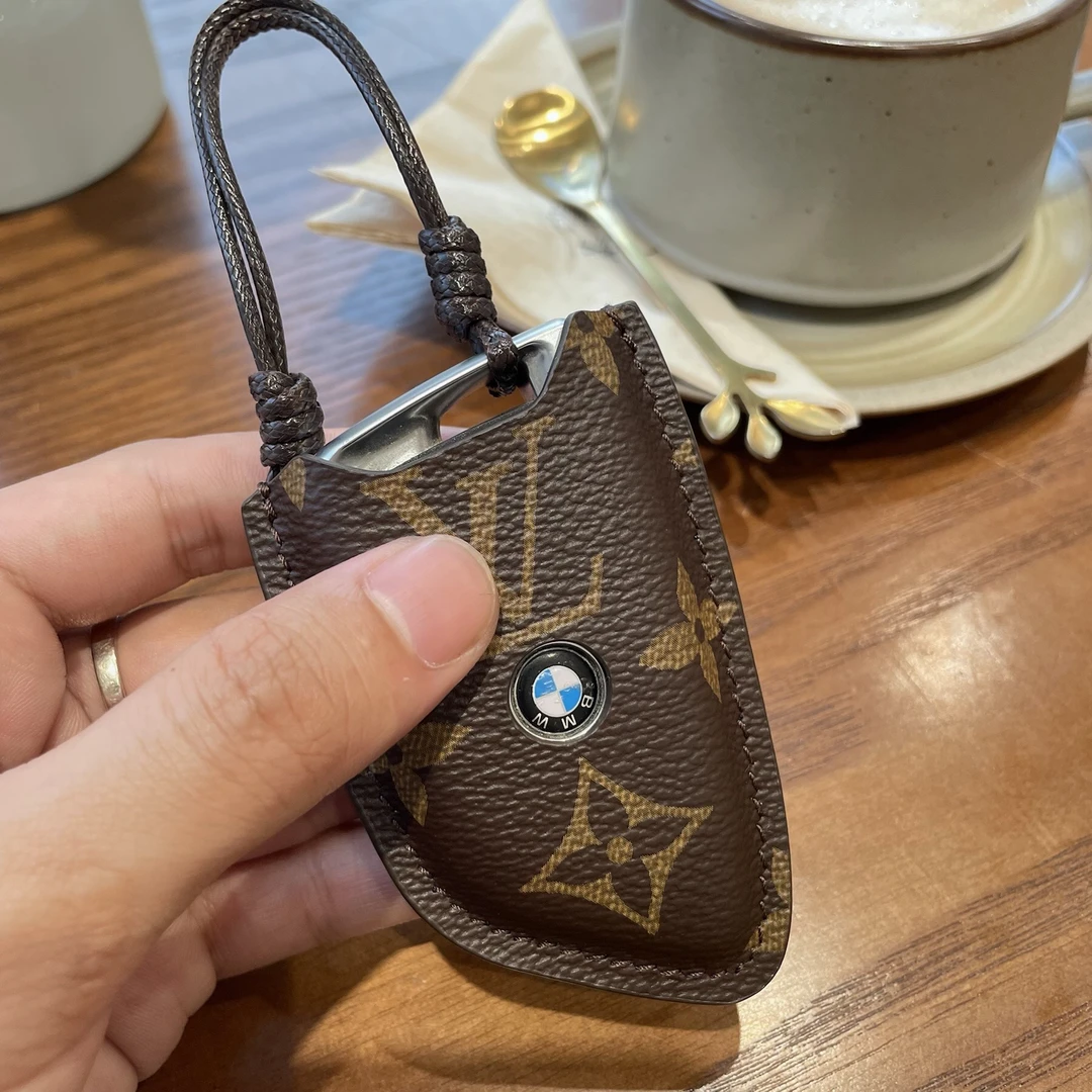 宝马汽车钥匙壳套新3系4系5系1系7系X1X2X3X5刀锋320三系钥匙