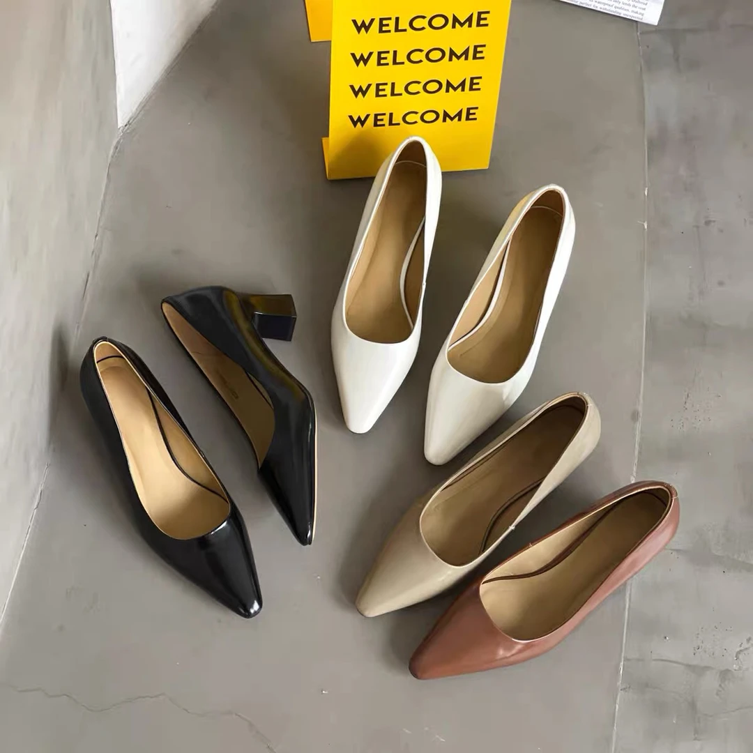 广州女鞋2367-1头层牛皮真皮粗跟小方尖头简约大气通勤瓢鞋女单鞋