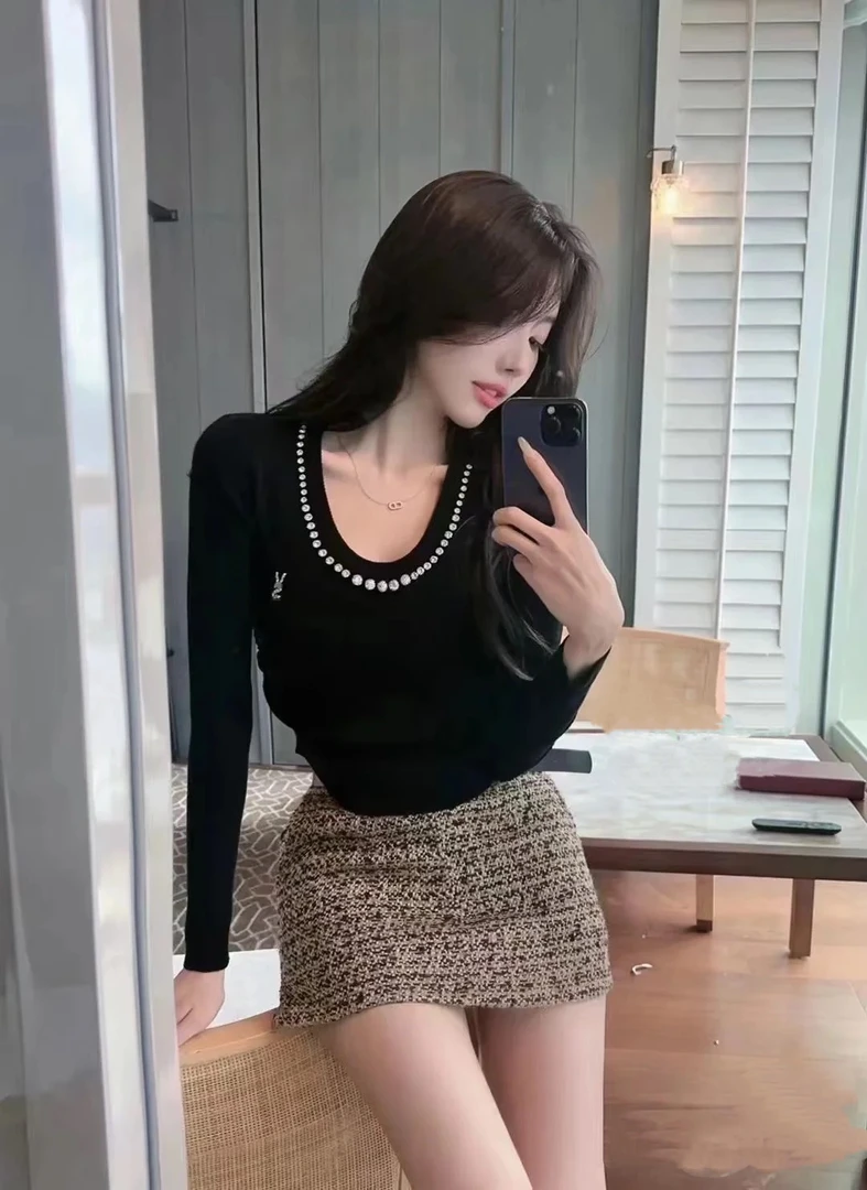 南油版本长袖针织衫显瘦气质网红短款时尚百搭黑色重工不规则修身