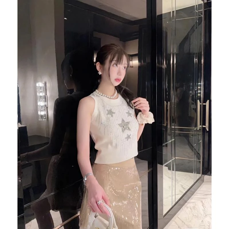 <猪猪家>女背心打底双曲重工镶钻五角星白色时尚休闲百搭ins744
