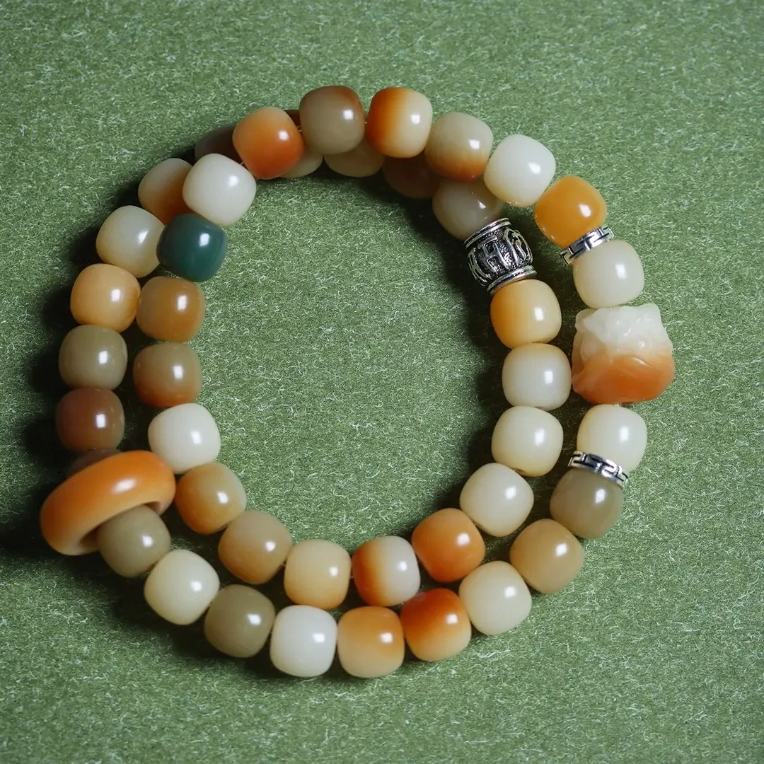 原生态白玉菩提根炭烧双圈款搭配渐变菩提根醒狮跑环手串