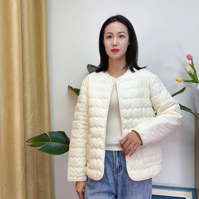 女款外穿薄款韩版冬季棉服外套保暖休闲纯色秋冬时尚百搭轻薄短款