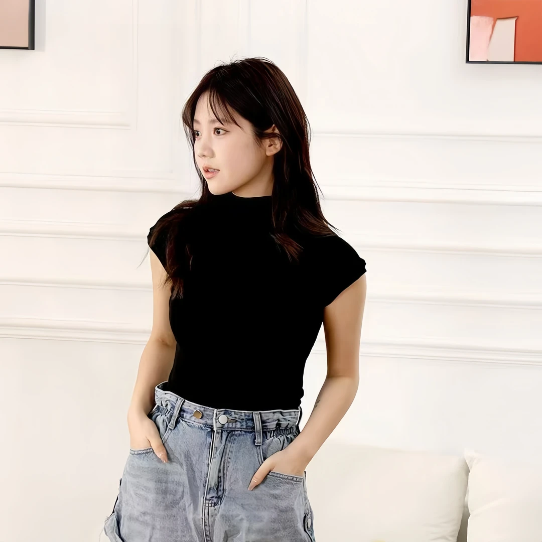 秋冬上新~时尚简约纯色内搭设计款短袖T恤 S8004