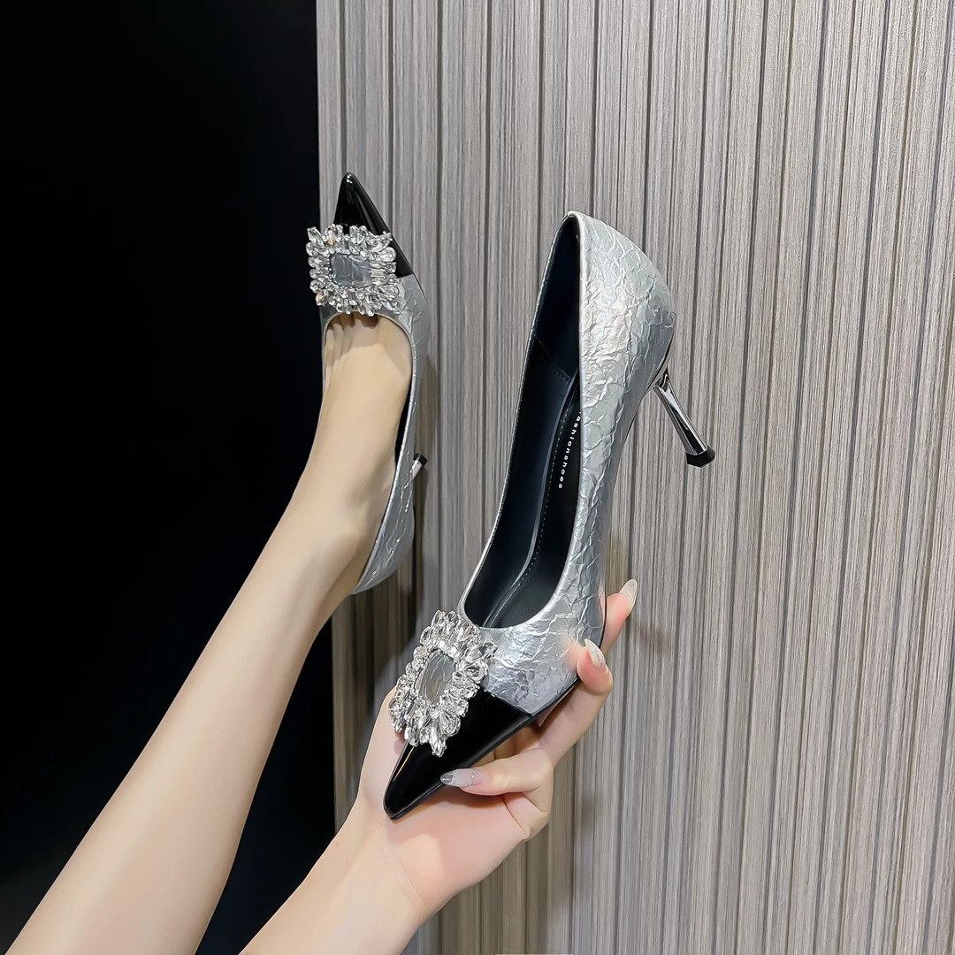 24秋冬新款职业单鞋高跟鞋女性感百搭时尚轻奢方扣尖头细跟女鞋