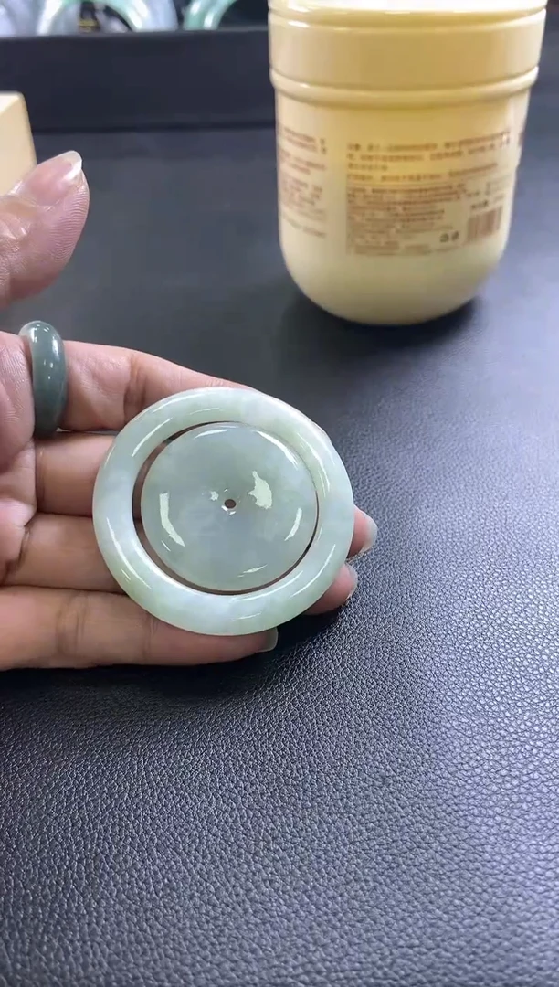 【闪购商品】翡翠子母扣未镶嵌发一件