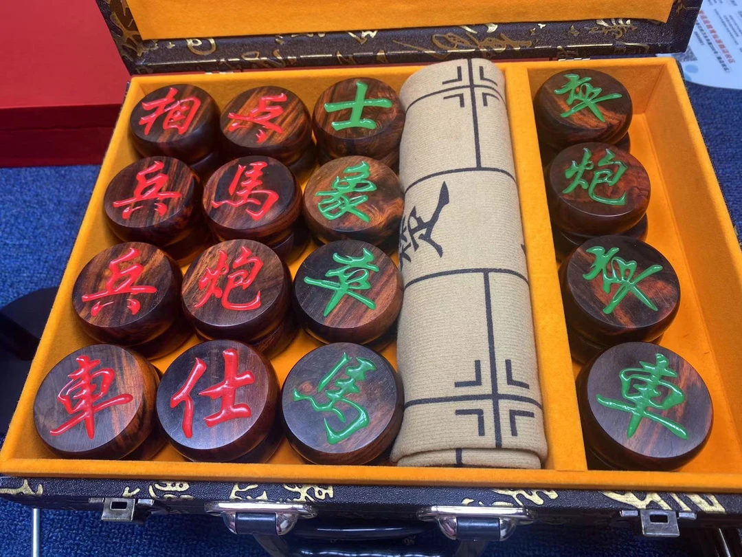 中国象棋大红酸枝黑飘红红木象棋套装带盒子长辈送礼自用
