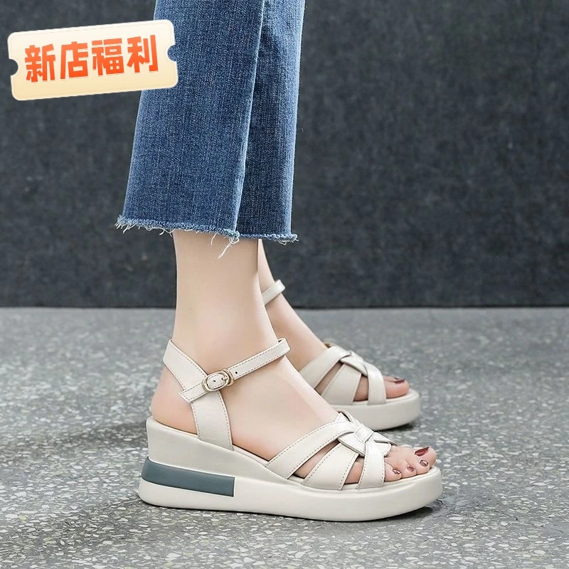 2024真软皮凉鞋女新款夏季英伦风新款时尚坡跟女鞋软底防滑罗马鞋