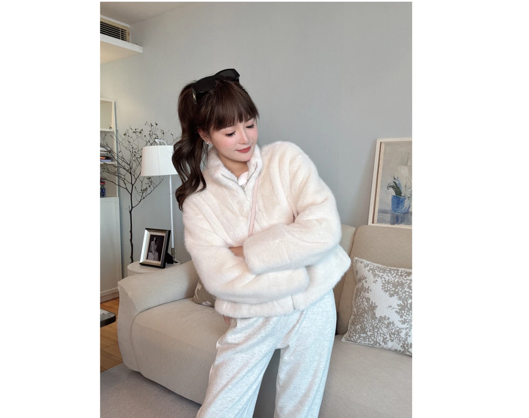 （乔乔专属）新款拉链短款毛毛外套时尚百搭~