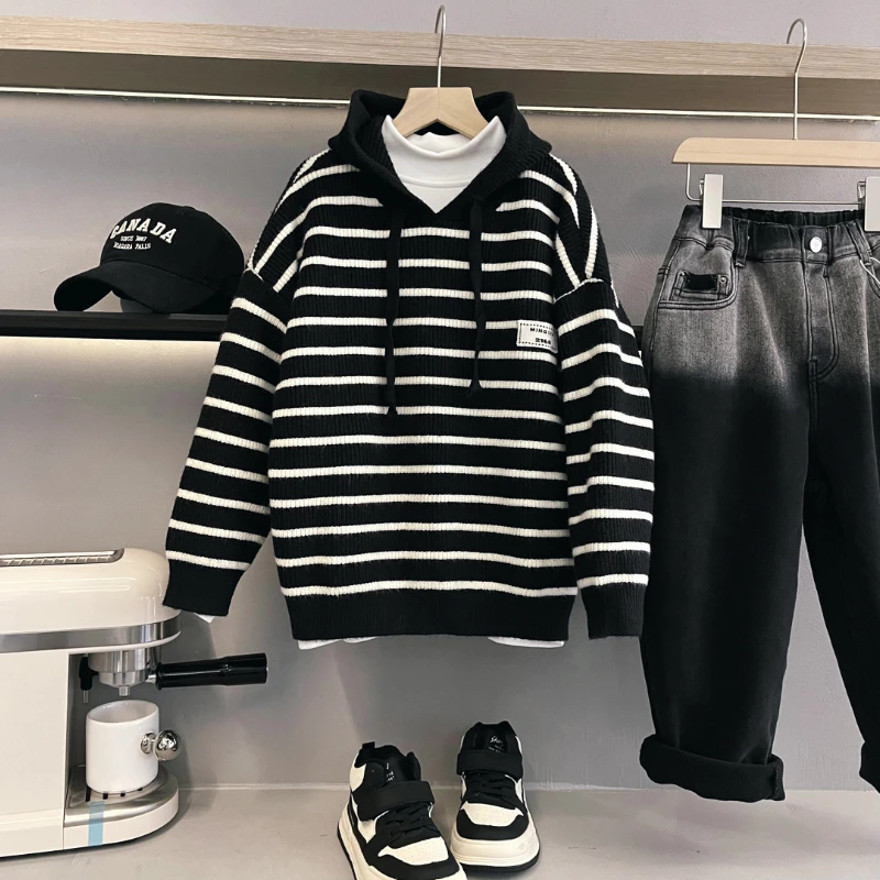 儿童秋冬针织长袖黑白条纹连帽毛衣中大童百搭套头    E4017005O0
