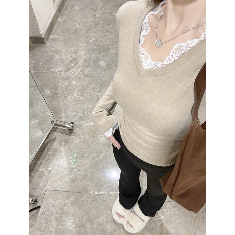 蕾丝拼接V领长袖T恤女秋冬韩版修身百搭显瘦上衣双面绒内搭打底衫