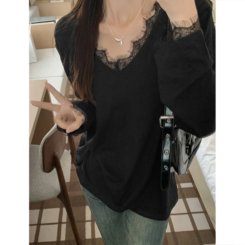 中长款大版宽松长袖T恤女早秋新款氛围感叠穿蕾丝深V领慵懒风上衣