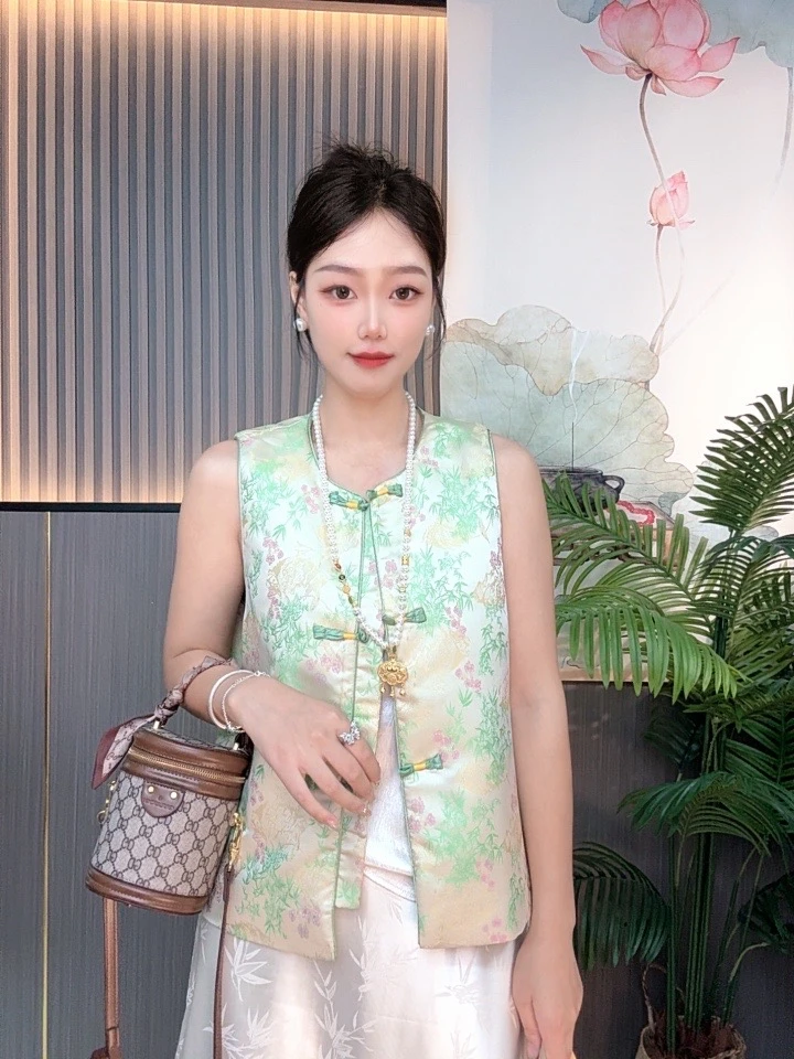 【莺飞草长】新中式国风夏款清新绿意织绣文艺彩色系薄款提花马甲