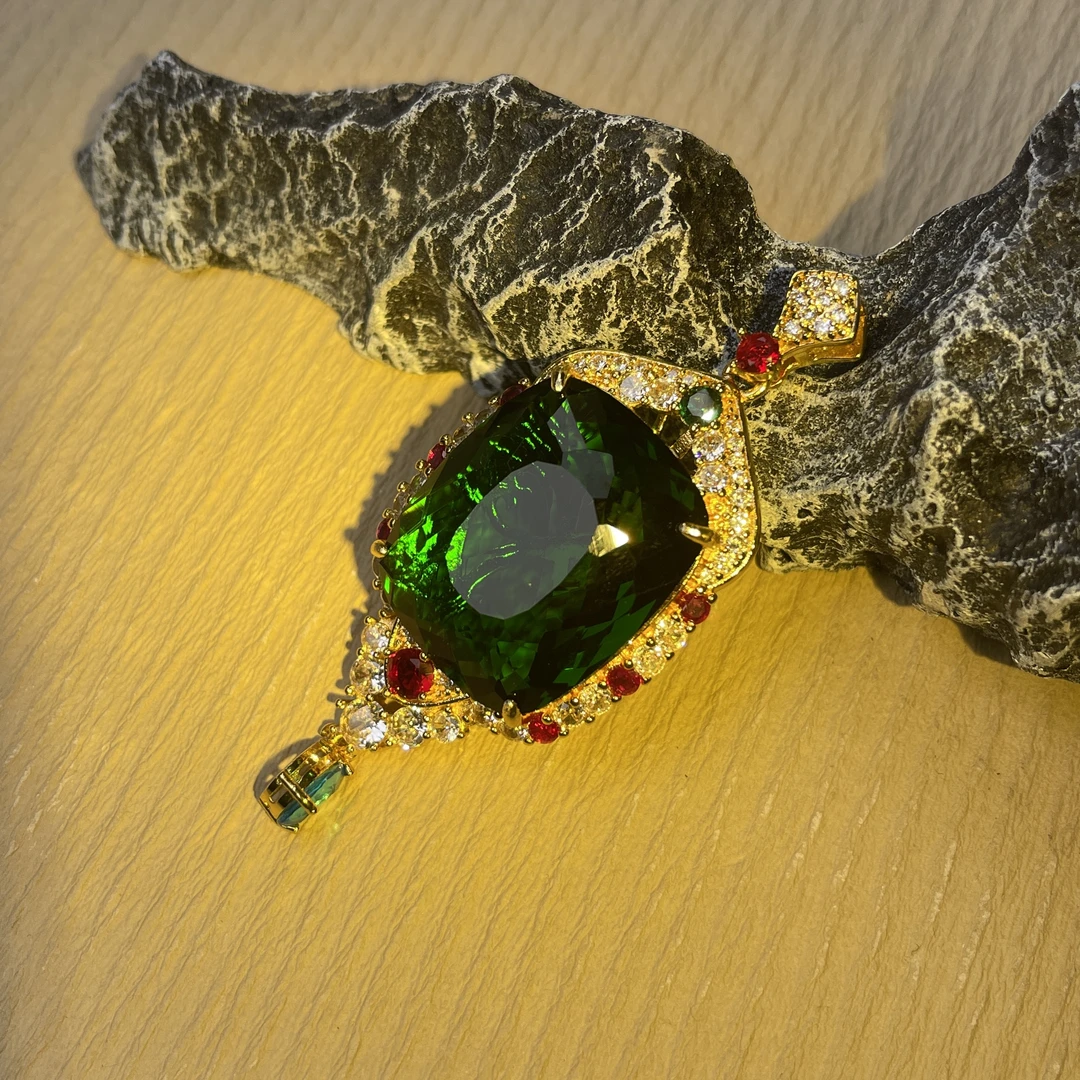 XH轻奢吊坠L70配链子赠黑卡