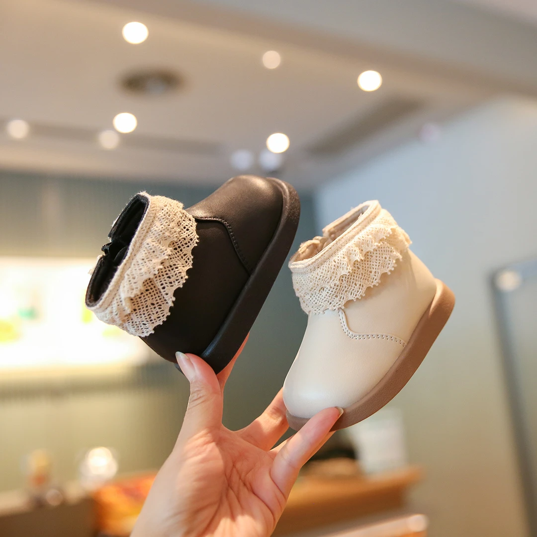 Sportmern女宝宝鞋子2024秋季花边短靴软底防滑婴儿靴子小童皮靴