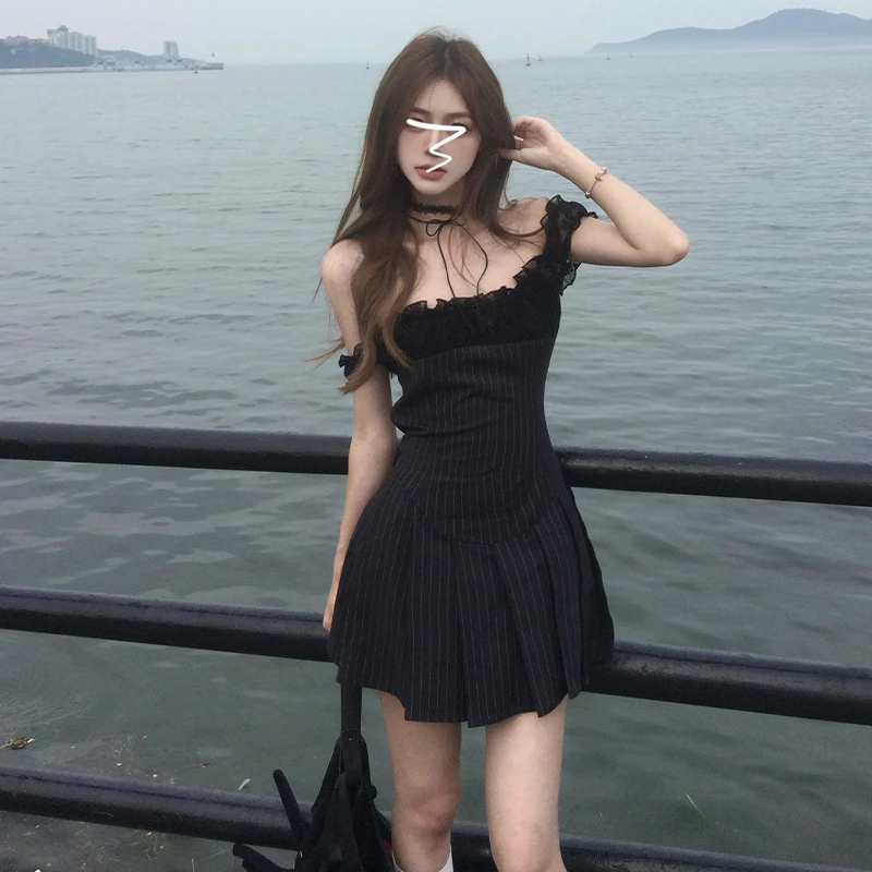 赫本风黑色条纹吊带连衣裙子女装夏季产地好物高级感花边短裙4221