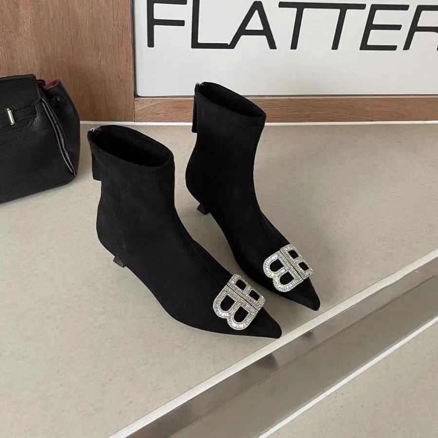 2023秋冬新款水钻弹力瘦瘦靴法式尖头袜靴高跟小短靴44-81