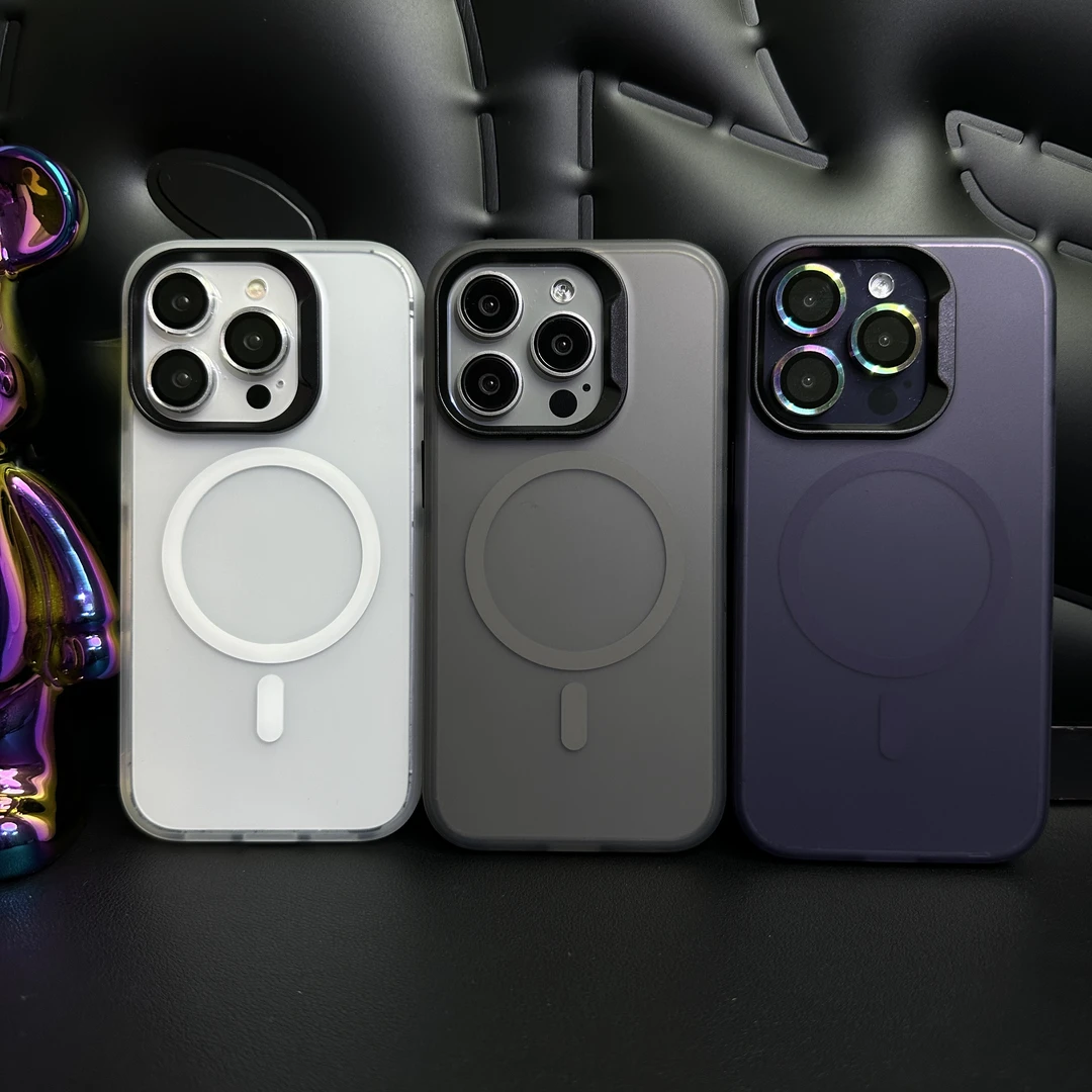 适用苹果简约半透纯色磁吸高级磨砂亲肤苹果15Promax防摔手机壳