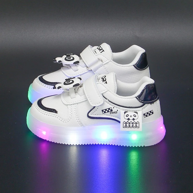 21到30码新款幼儿园儿童鞋子女童发光鞋男童软底小白鞋女宝宝灯鞋