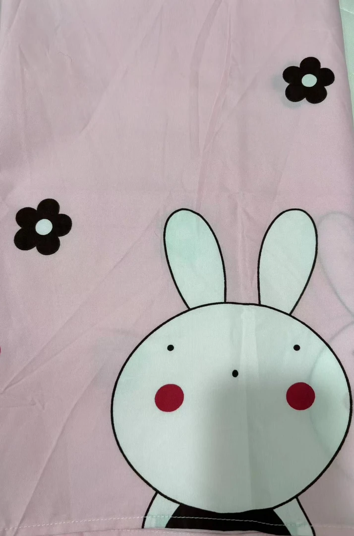 mini兔 瑕疵布头，不是纯棉，介意勿拍  90*220cm （±5cm）