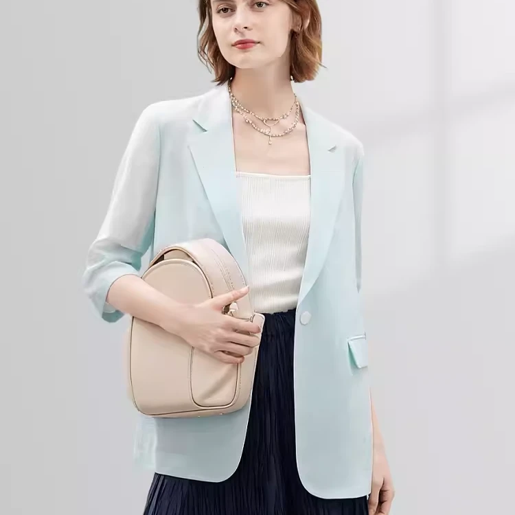 炳瀚原创大码高级感气质西装外套女夏季显瘦小西服BH224TW14071