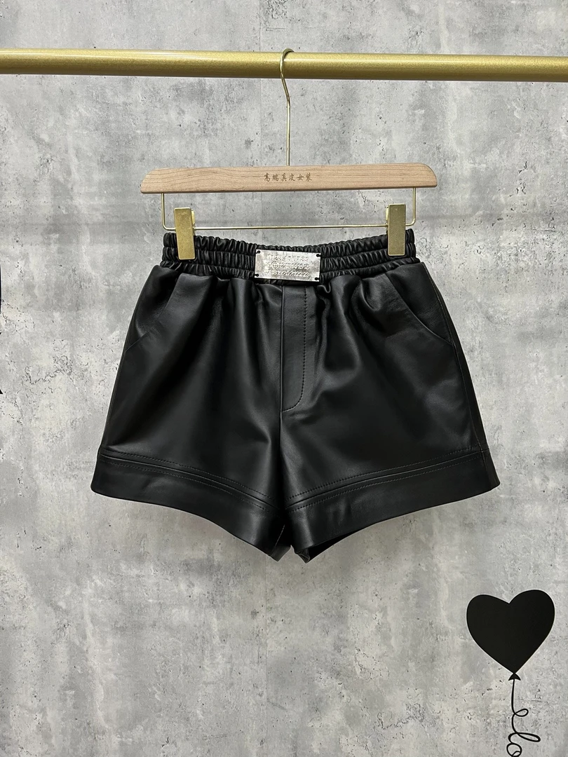 时尚洋气潮牌真皮绵羊皮皮短裤