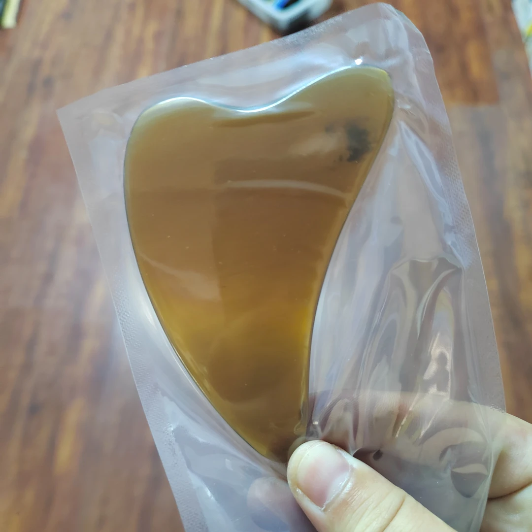 刮痧板(颜色形状大小不同)