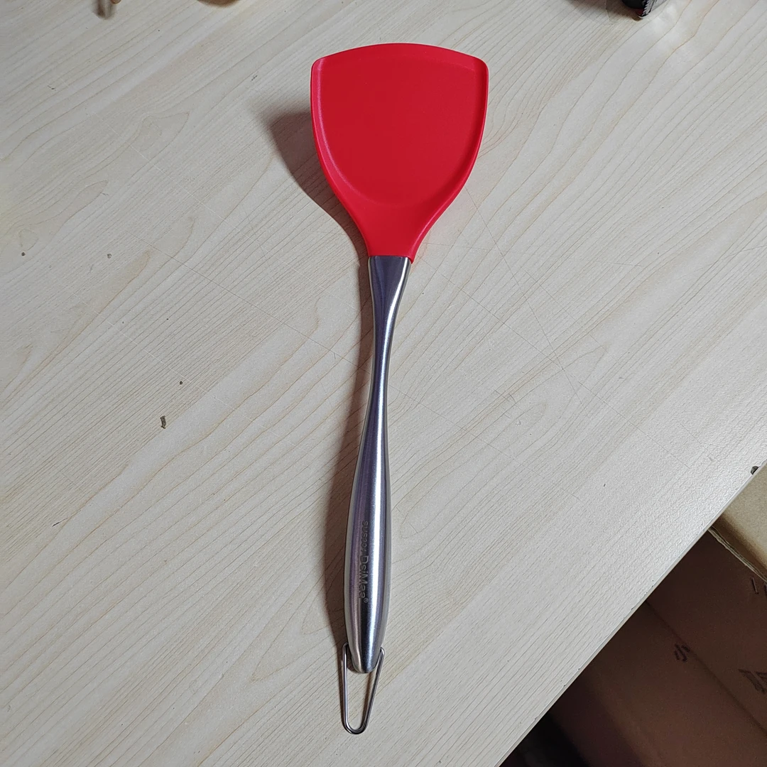 硅胶铲子（个别轻微划痕）