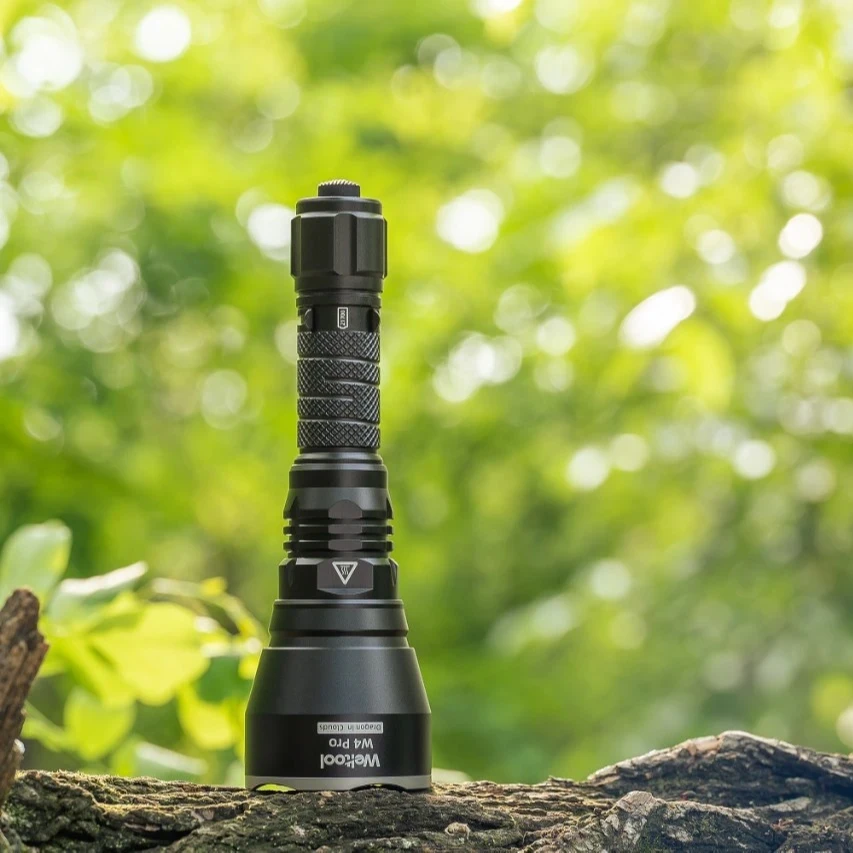 Weltool卫途W4 Pro TAC入云龙强光LEP手电筒288.2万坎德拉3.4公里