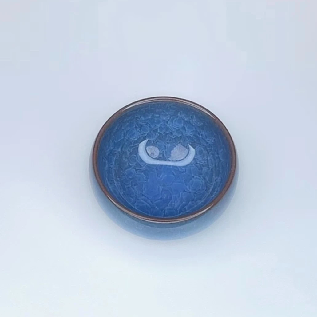 茶盏主人杯天空蓝冰裂