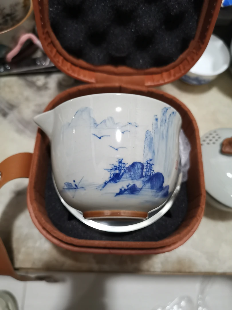 山水图案旅行套装160毫升一套